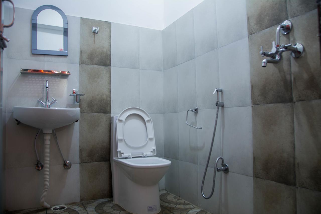 Mount Blue Tourist Hostel - Pokhara Luaran gambar