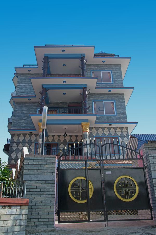 Mount Blue Tourist Hostel - Pokhara Luaran gambar